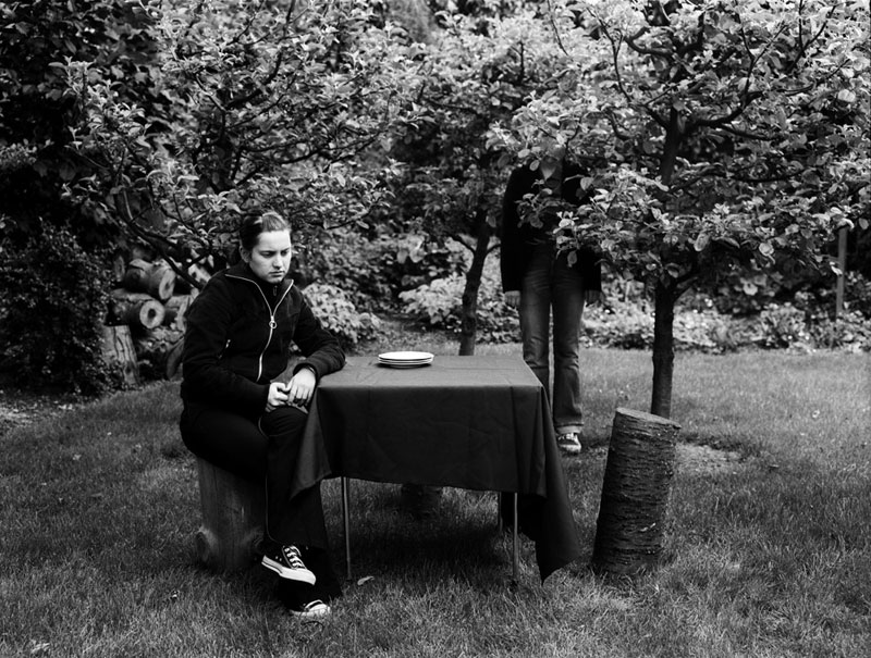 Möhnerschen aus der Serie Kindheit, 2004, 16,6 x 21 cm, 
Schwarz Weiß Fotografie auf Baryt Papier, Auflage 1/5