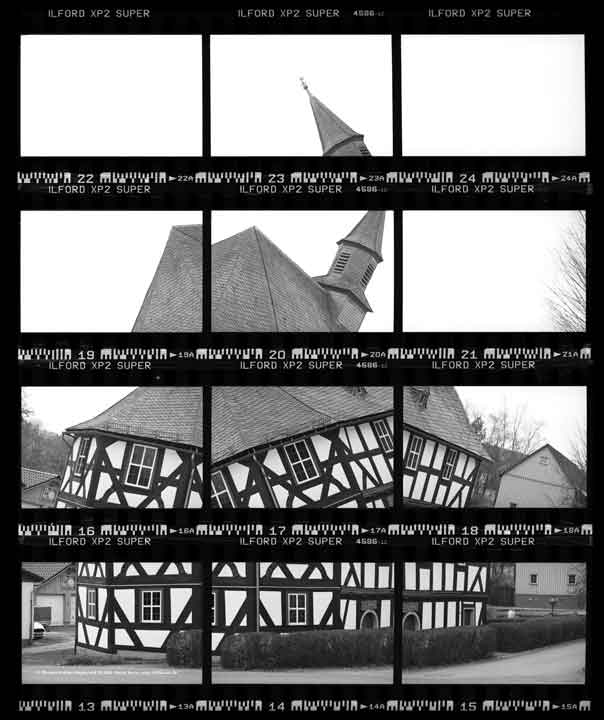 Thomas Kellner: Kapellenschule Sassenhausen 3, 2022, BW-Print, 11,5 x 13,9 cm, 4,53'' x 5,47'', 30+3